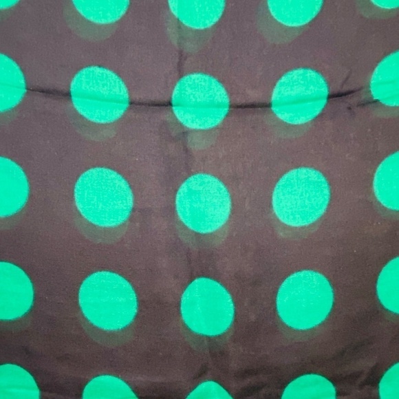 Symphony Scarfs Green, Navy blue 30” Square Scarf Rayon Polka Dot Italy made - Picture 6 of 6